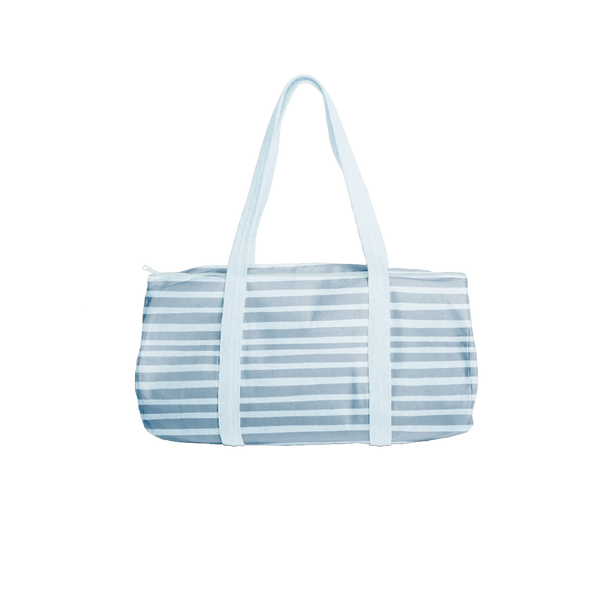 Cute duffel bag in canvas with light blue and blue stripes.